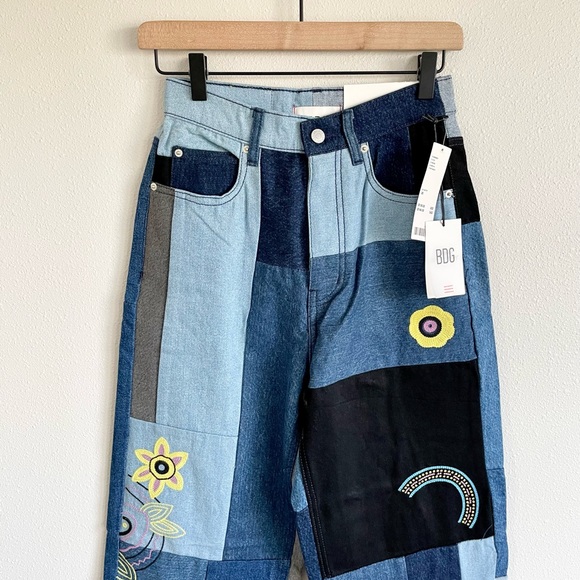 NWT UO BDG Patchwork High Rise Baggy Jeans Sz 25 - Picture 5 of 11